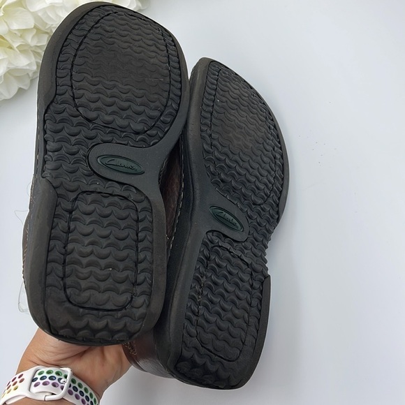 CLARKS leather distressed men’s shoes size 8W - Picture 7 of 10